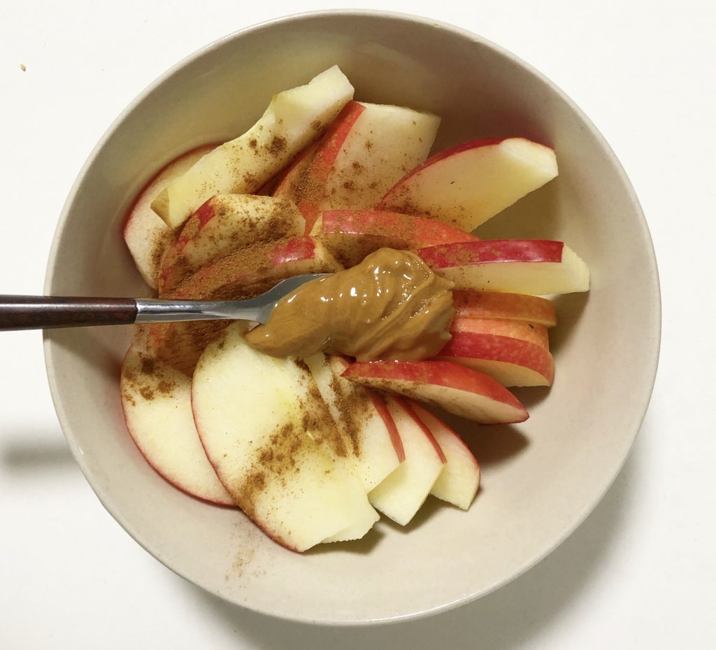 りんごにピーナッツバターはダイエット中におすすめ 健康オタクの備忘録